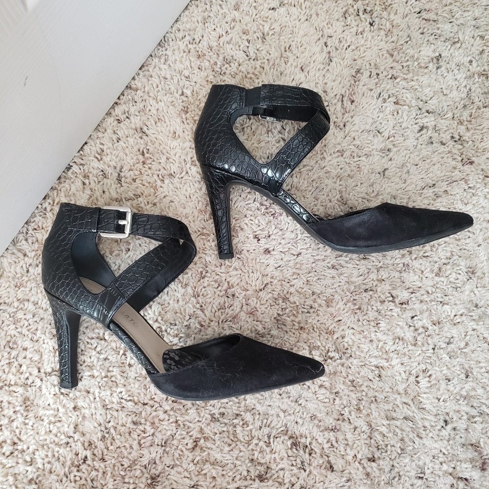Black Heel